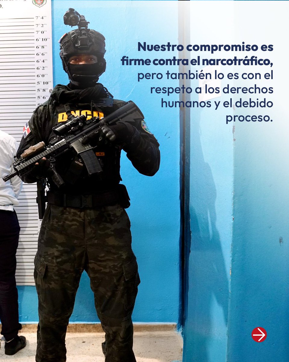 ¿Por qué no mostramos los rostros de los detenidos?

Porque respetamos la Constitución, las leyes vigentes y sobre todo, los derechos fundamentales de cada persona. Mostrar el rostro de un detenido sin sentencia definitiva puede vulnerar su presunción de inocencia, afectar el