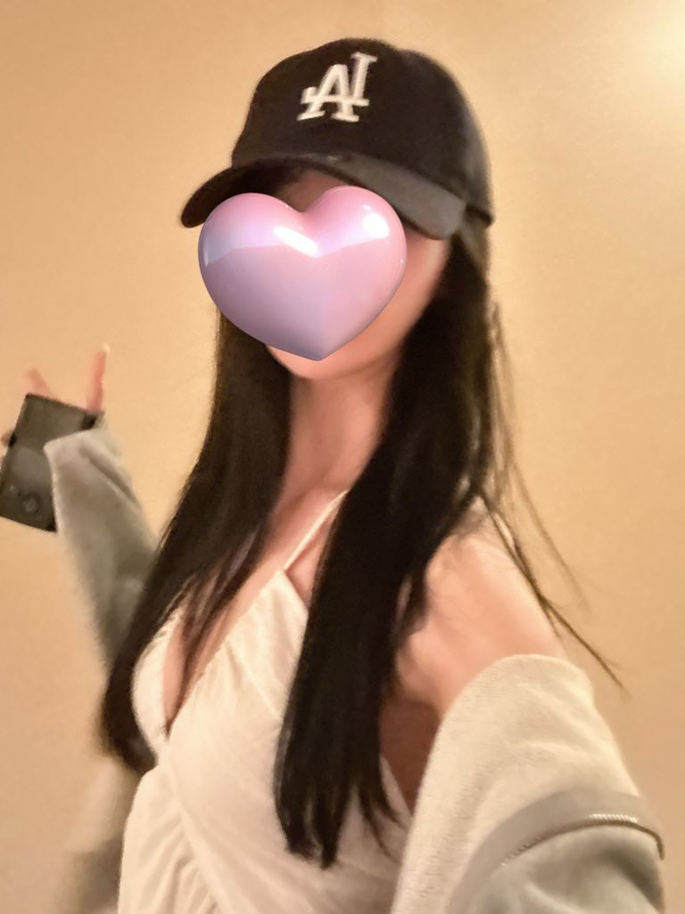 TF4200's tweet photo. 누나 어제 ㅈㅇ 한거 못본사람만 맘눌‼️❤️ https://t.co/HlsgUG4pP1