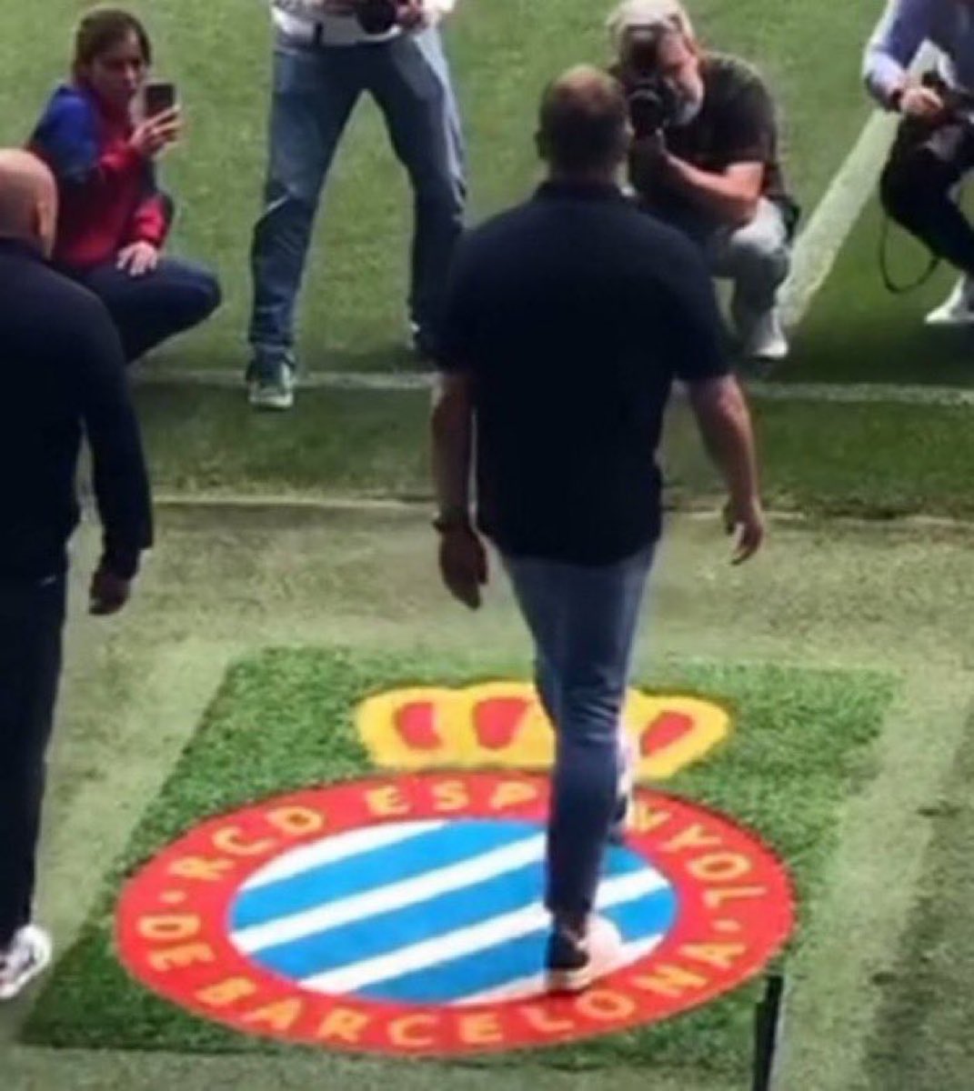 WE OWN ESPANYOL 🤪