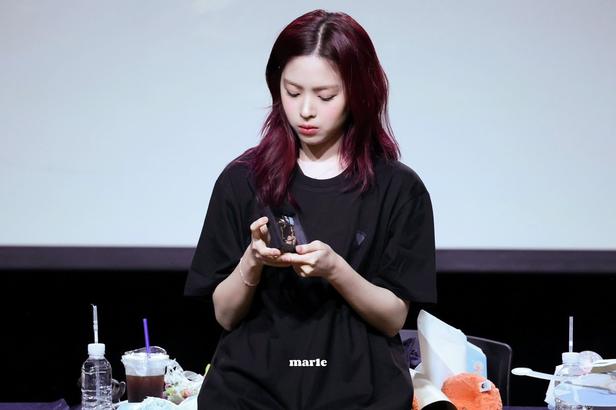 250617

#ITZY #있지
#RYUJIN #류진