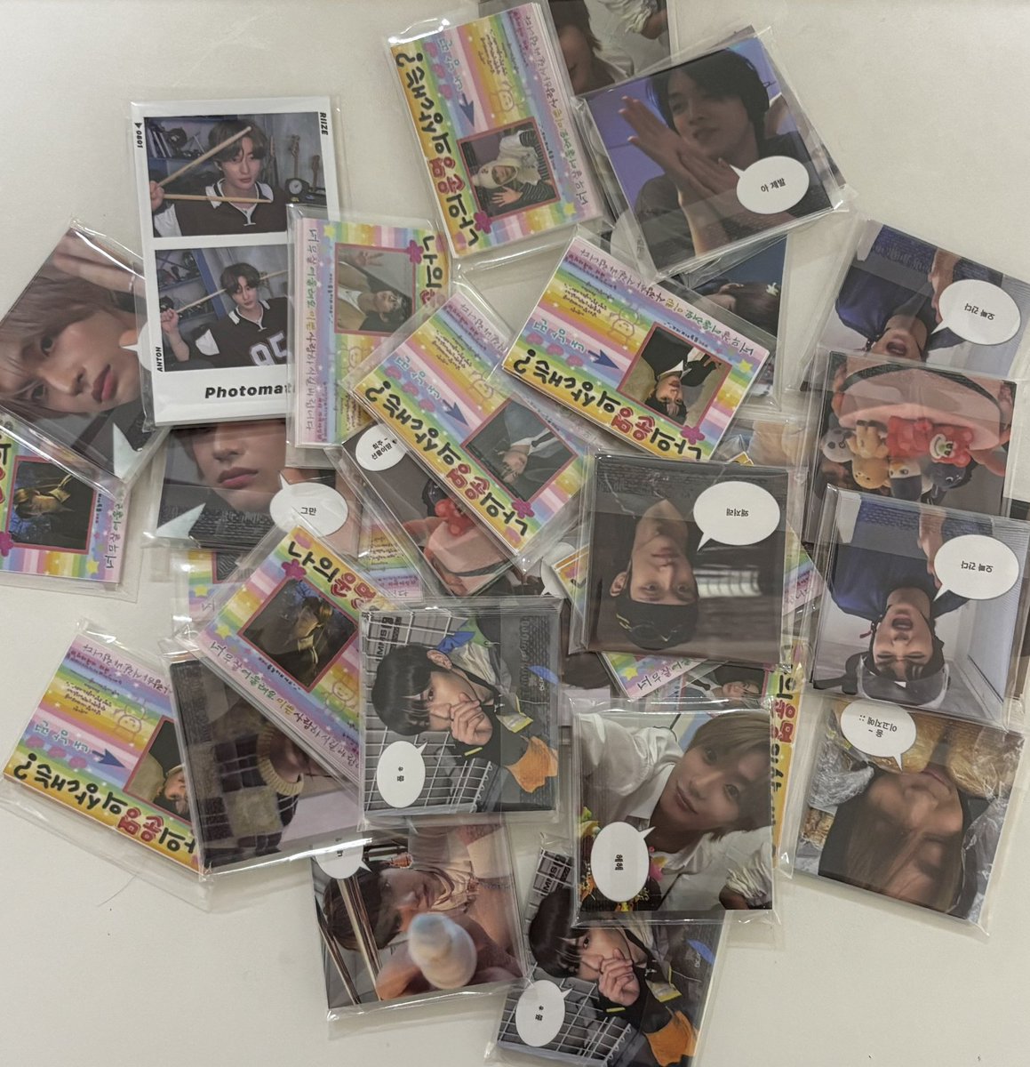 ☆ 𝟮𝟬𝟮𝟱 𝙍𝙄𝙄𝙕𝙄𝙉𝙂 𝙇𝙊𝙐𝘿 𝙞𝙣 𝙎𝙀𝙊𝙐𝙇 ♡ 

☆ 라이즈 콘서트에서 포카 / 비공굿 / 증사 / 간식을 나눔 합니다 ☆

♡ 날짜 - 2025 07 05 ( 중콘 )
♡ 증사 , 포카 , 비공굿
♡ 인증 - RT , 멤버십 , 당일 소지하신 중콘 티켓
♡ 수량 - 약 50세트 
타래 꼭 지참 해주시길 바랍니다🪽