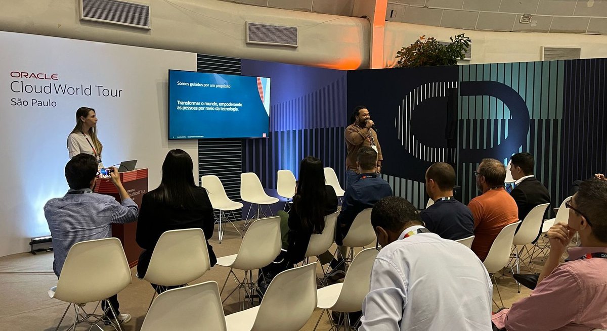 OracleAcademy's tweet image. @OracleAcademy staff participated in the @Oracle #CloudWorld tour in #Mexico and #Brazil, showcasing how #technology and #education come together to drive transformation, and discussing the future of #AI, #cloud, and intelligent business solutions. @OracleCloud #multicloud
Read >…