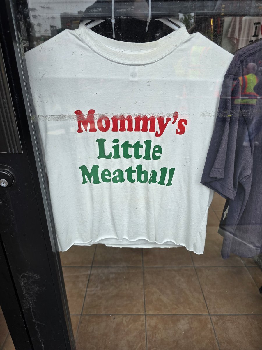 hell_doe's tweet image. found you a slutty little crop top for this summer