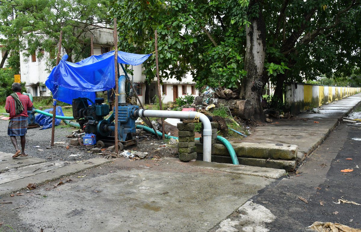 Ron of Kochi (@ron_of_kochi) on Twitter photo Even after extensive rejuvenation work, which spanned over 5 yrs & cost >Rs 20cr, Mullasserry canal still fails to channel stormwater effectively.
So, the urban heartland it runs thru is inundated after the recent showers. Quite possibly, for every rain hereon. <a href="/xpresskerala/">TNIE Kerala</a> Even after extensive rejuvenation work, which spanned over 5 yrs & cost >Rs 20cr, Mullasserry canal still fails to channel stormwater effectively.
So, the urban heartland it runs thru is inundated after the recent showers. Quite possibly, for every rain hereon. <a href="/xpresskerala/">TNIE Kerala</a>