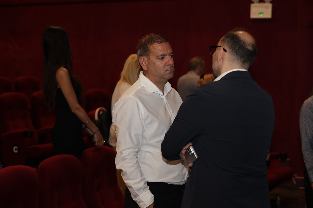 ARISBCgr's tweet image. 🙏 H @BetssonGreece βράβευσε την ΚΑΕ ΑΡΗΣ Midea για το πλάνο Ενεργειών Κοινωνικής Ευθύνης
Read More 👉 arisbc.gr/el/enimerosi/e…