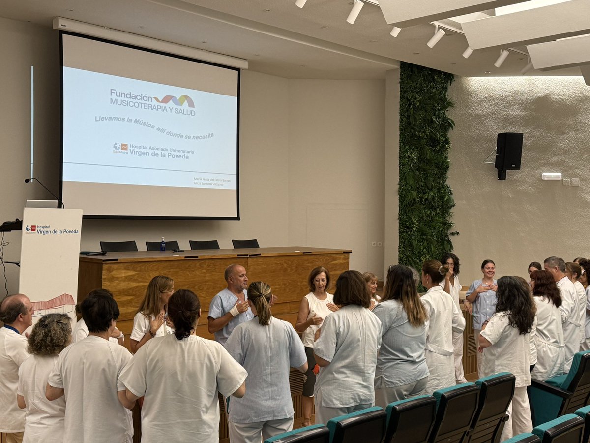 Comenzamos en el Hospital Asociado Universitario Virgen de la Poveda a incorporar la 🎶 musicoterapia y a los músicoterapeutas dentro de los equipos asistenciales 🏥#SomosPoveda 

Gracias a la Fundación Musicoterapia y Salud por vuestra colaboración en este proyecto.