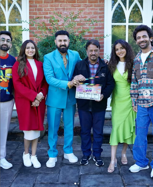 masalamojito's tweet photo. saarii bakwaasein chordho pehle mujhe yeh batao yeh wali movie kab aaegi jasmine ki 😭😭😭😭😭😭

#JasminBhasin https://t.co/llKSFv92ul