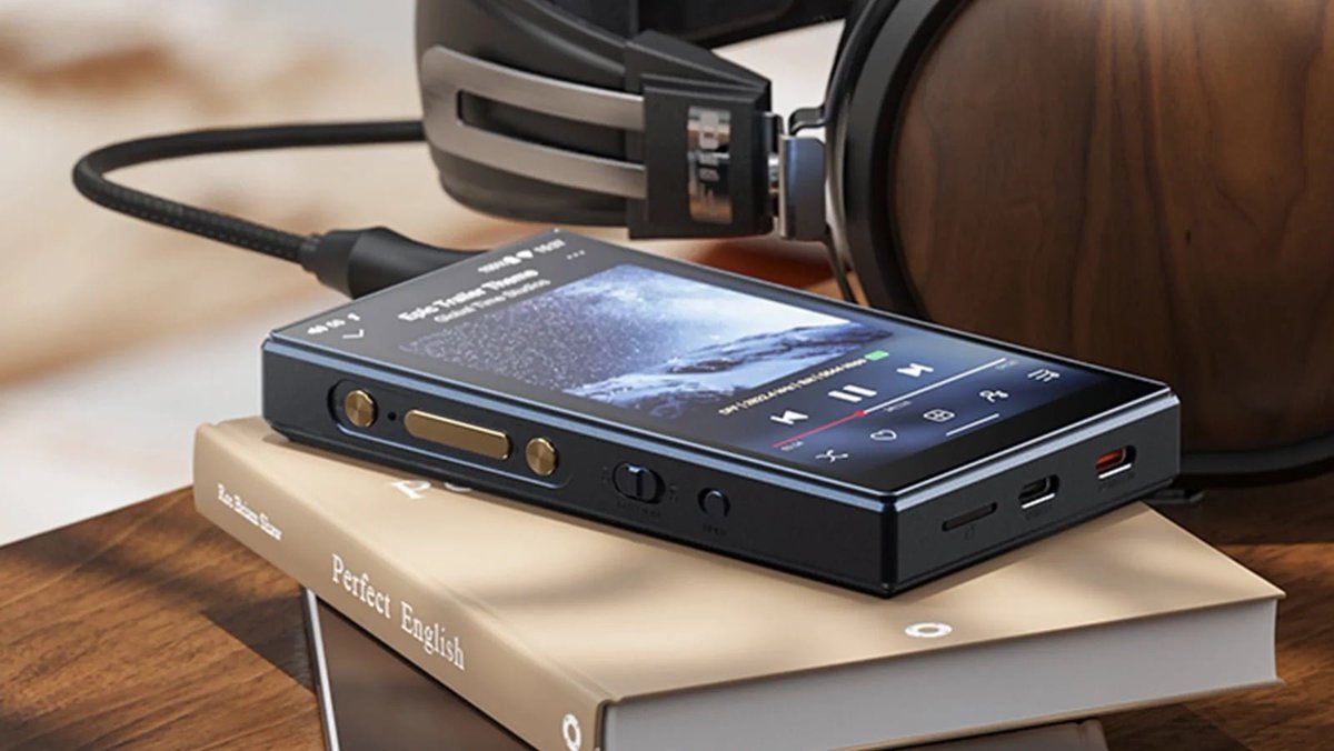 GadgetFlow's tweet image. Enjoy premium sound on the go with the FiiO M21 — a high-performance music player that blends advanced tech with a sleek, user-friendly design. #FiiOM21 #audioplayer #hiresaudio #musicgear #soundquality 
thegadgetflow.com/product/fiio-m…