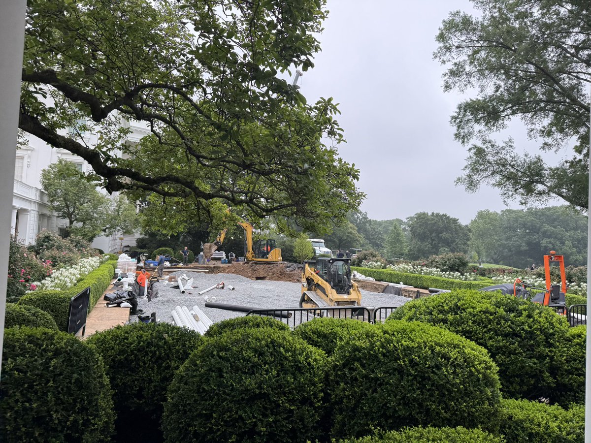 MONICA PAIGE✰TPUSA (@monicapaigetv) on Twitter photo Some Rose Garden construction underway here on the South Lawn.
Any guesses?
<a href="/FrontlinesTPUSA/">FRONTLINES</a> <a href="/TPUSA/">Turning Point USA</a> Some Rose Garden construction underway here on the South Lawn.
Any guesses?
<a href="/FrontlinesTPUSA/">FRONTLINES</a> <a href="/TPUSA/">Turning Point USA</a>