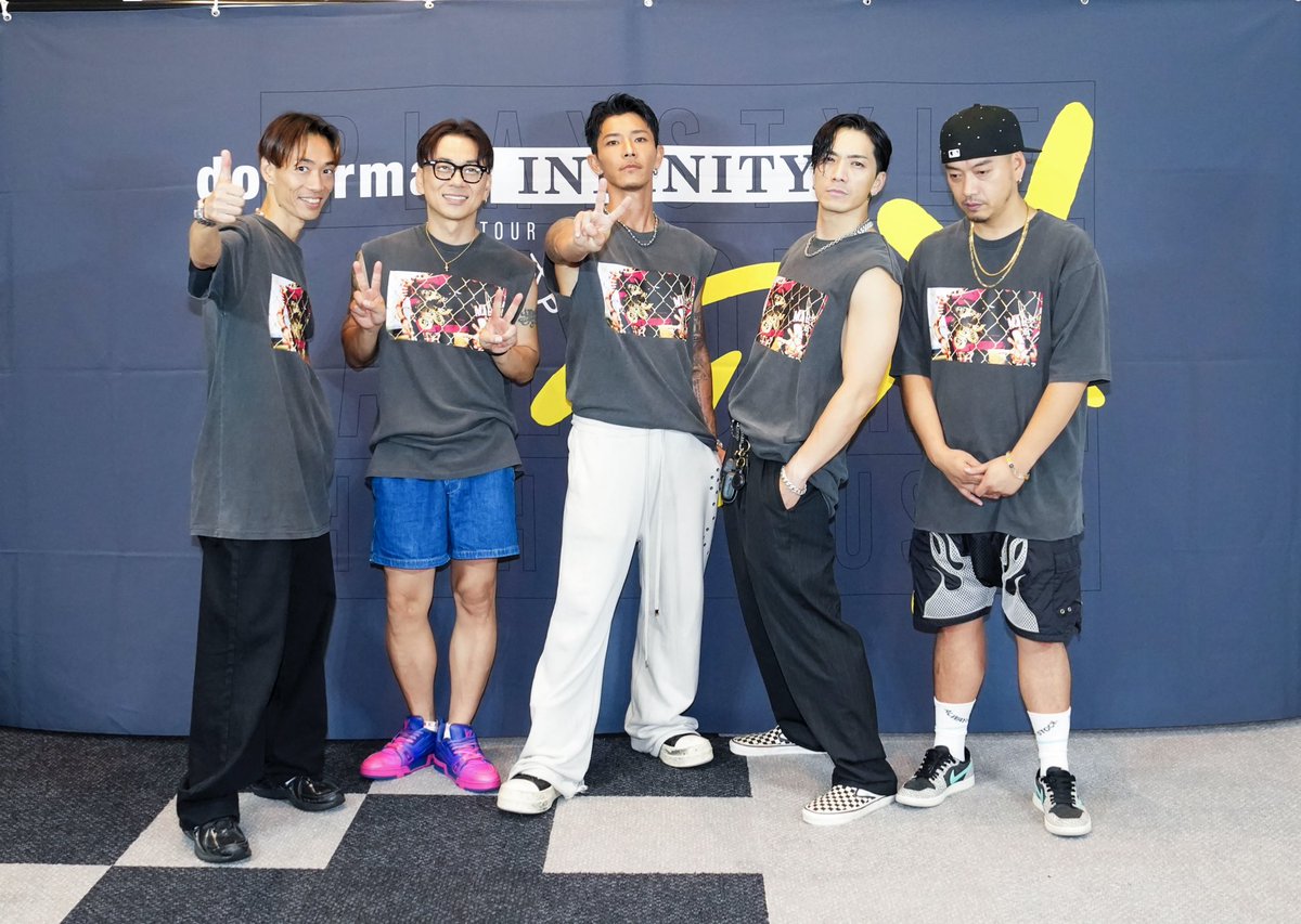 DOBERMAN INFINITY ユニフォーム 𝑫𝑶𝑩𝑬𝑹𝑴𝑨𝑵𝑰𝑵𝑭𝑰𝑵𝑰𝑻𝒀 『DOBERMAN INFINITY LIVE TOUR