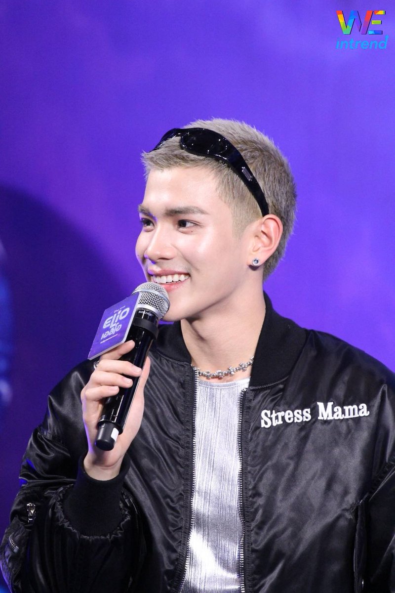 "โฟร์ท ณัฐวรรธน์" ในงานเปิดตัวภาพยนตร์เวอร์ชันพากย์ไทยเรื่อง “Disney and Pixar’s Elio เอลิโอ”

VOICE ACTOR FOURTH
#SFxElioThaiDubbedPremiere 
#ElioTHxFourth
#ElioTH #เอลิโอ 
#Fourthnattawat
#SFcinema 🍿❤