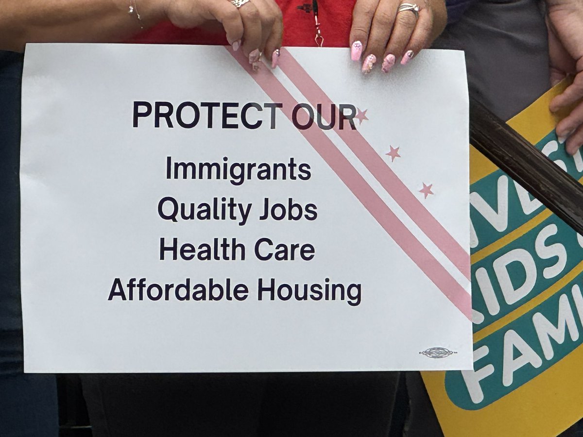 DC Action tweet media