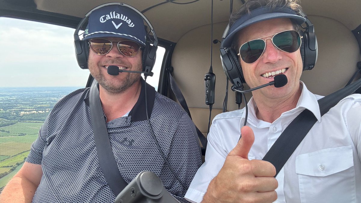 CaptPaulWhite's tweet image. Yesterday, Capt Birt joined us for the first time since passing his PPLST. Flying with Capt. White, Richard is making sure his skills stay sharp while he waits for the arrival of his very own R44!
#wowwednesday #R44 #advancedtraining #pilotlife #pilot #ppl #flyingjourney