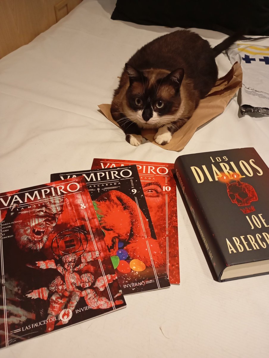 Wolfnarök (@frankcastlewolf) on Twitter photo La aduana gatuna aprueba que el pedido recibido de <a href="/Serendipia_CR/">Serendipia Librería & Editorial</a> está en perfecto estado para su consumo 👌🏻 La aduana gatuna aprueba que el pedido recibido de <a href="/Serendipia_CR/">Serendipia Librería & Editorial</a> está en perfecto estado para su consumo 👌🏻