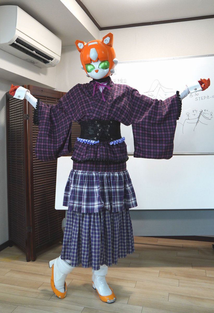 ミニオフで着てた「後にも先にも一生着ない服」全身図
 #アイラTN