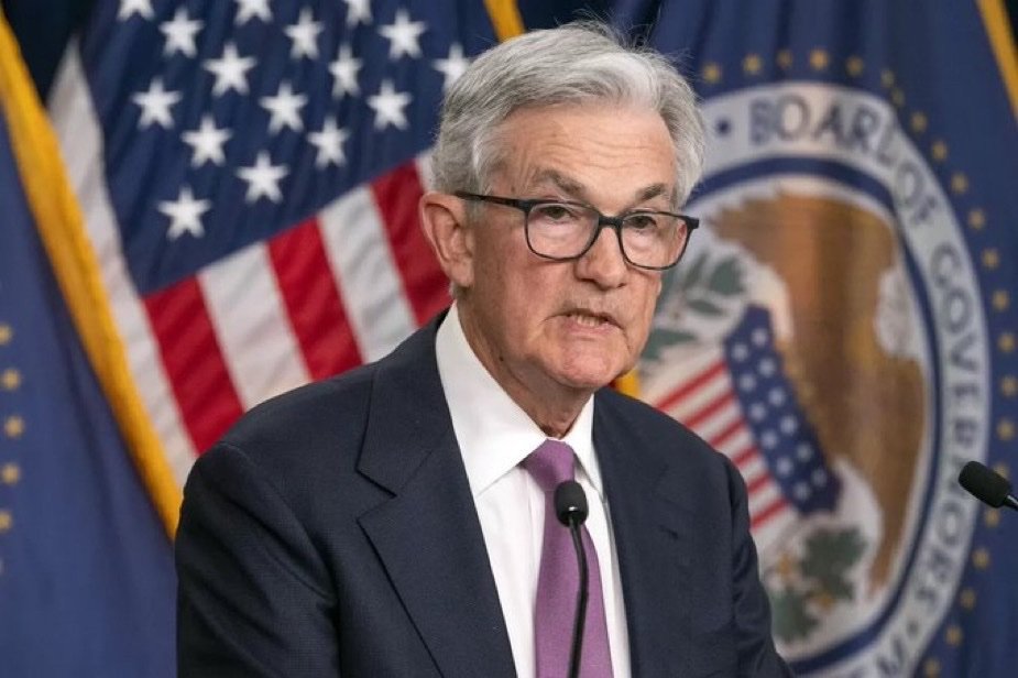 KhonshuArc's tweet image. Today is the FOMC meeting — all eyes on Powell. This is arguably one of the most important days of the year so far.

Inflation in the U.S. is showing signs of being under control, but the broader economic picture still looks shaky. The big question: will we see a rare rate cut