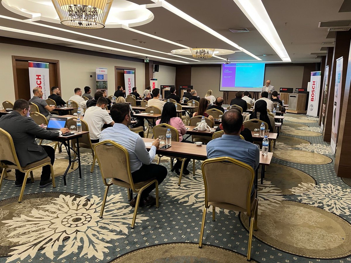 #boschürüneğitimleri
Eğitim (07)
29 Mağaza / 38 Katılımcı
(Toplam: 243 Mağaza / 312 Katılımcı) (@ Holiday Inn in Ankara) swarmapp.com/user/16624554/…