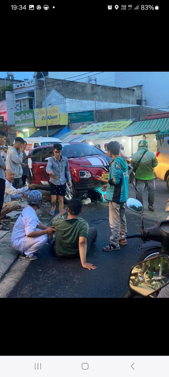 Anh em nó lại cắn nhau ở quận 12 thành phố hồ bốn lù chiều nay