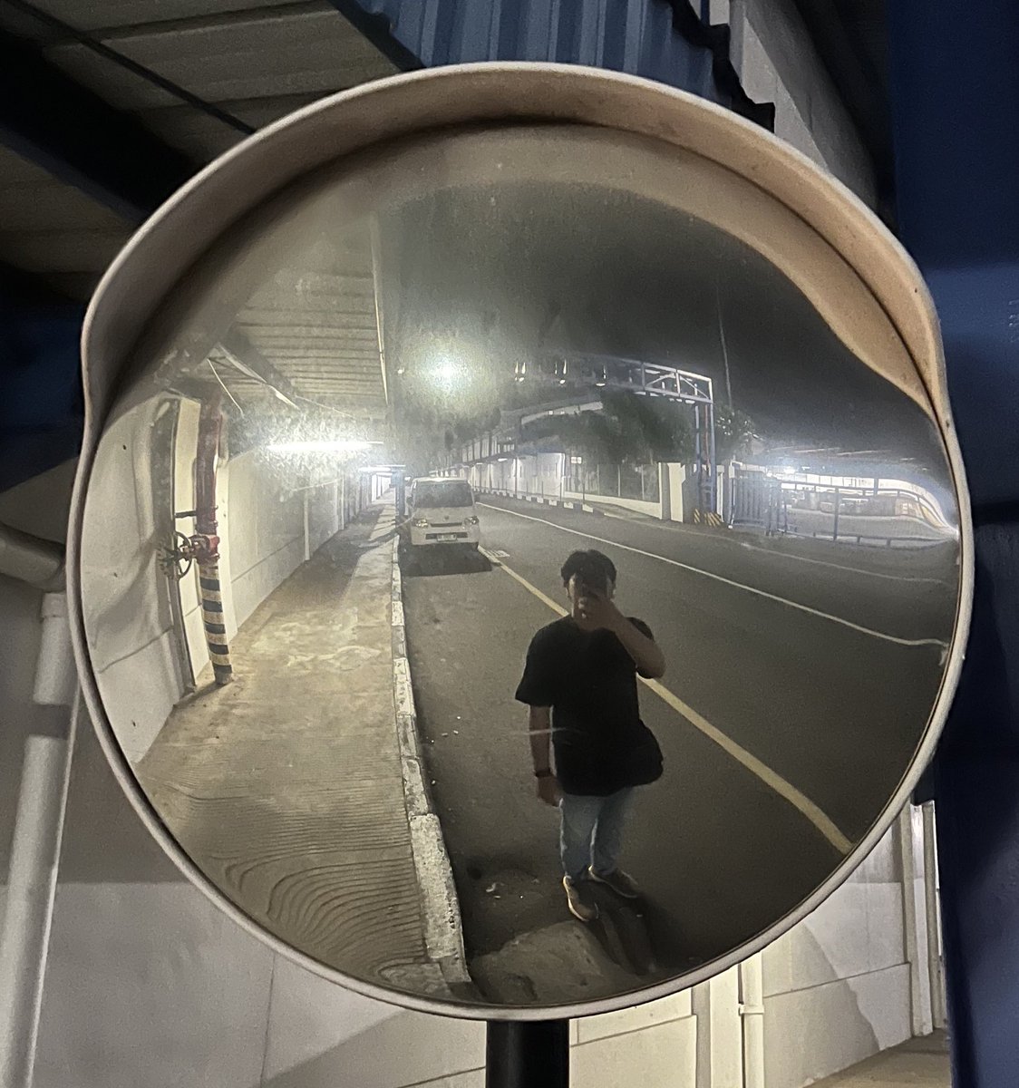 Kerja apa dikerjain masuk jam 7 pulang jam segini 🥸