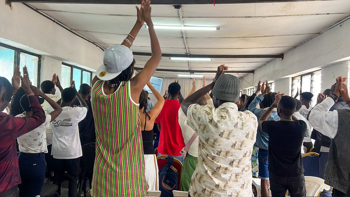 CAC_Ke's tweet image. Wednesday isn’t just a checkpoint.

It’s a gentle whisper: you’re allowed to rest, grow, and question.

You’re not behind.
You’re not broken.
You’re becoming.

#CosmopolitanAffirmingCommunity #HopeInAction #YouBelong #MidweekMessage