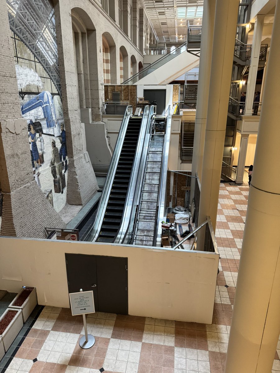JohnnyWalsh__'s tweet image. The escalators at Reading terminal have been since around Christmas. Why does it take so long to repair these?