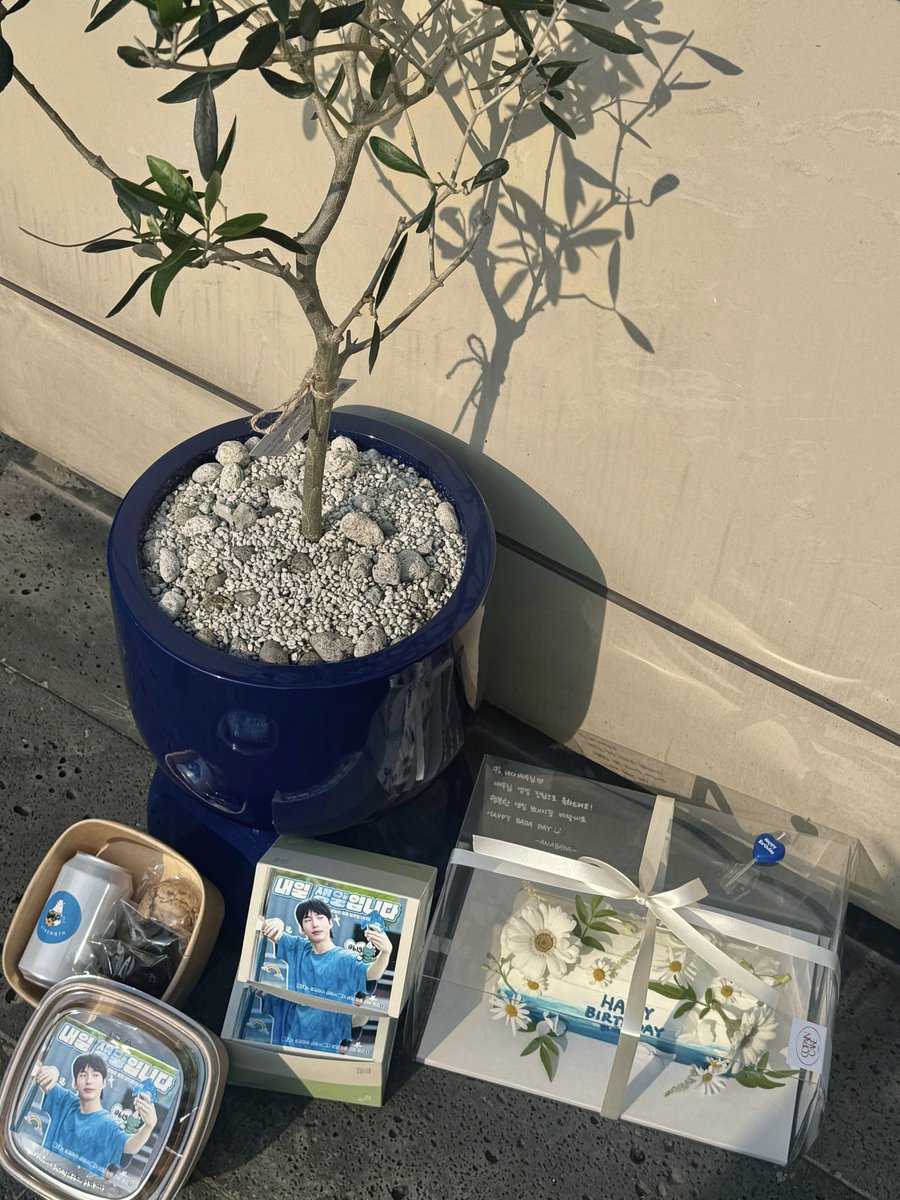 아나바다 tweet media