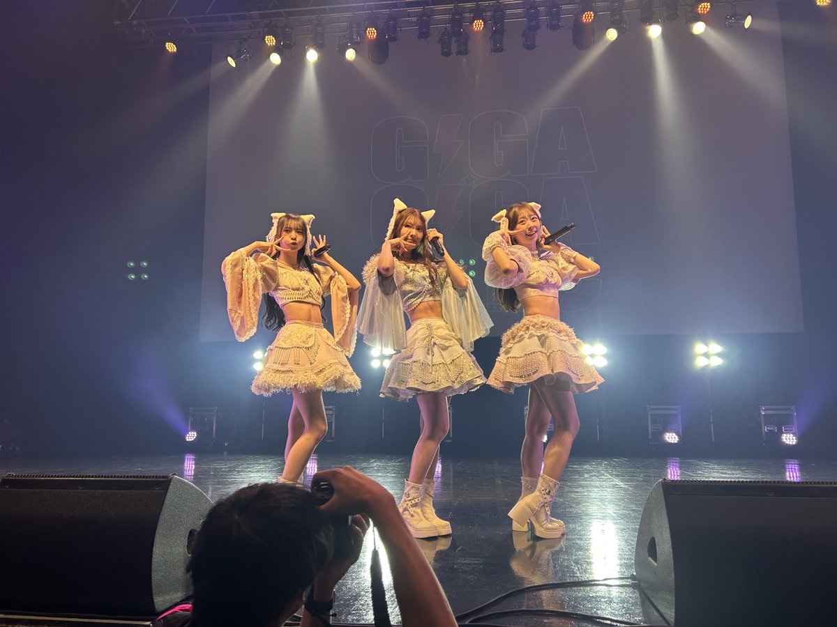 新曲の瑠香ちゃん推定可愛さ全振りでやばいきゅるきゅるしてらあ…

珍しい3人のライブでした！

#わーすた
#wasuta
#瑠香めら