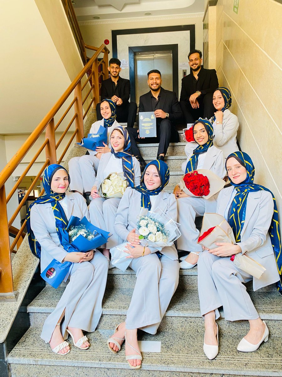 raawangad's tweet photo. Mission completed 🥳🎓 https://t.co/u4ELBUmmeY