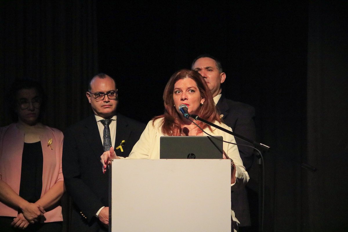 Ministerio de la Mujer (@minmujerpy) on Twitter photo Ministra <a href="/figueredcynthia/">Cynthia Figueredo</a> destacó trabajo de profesionales para apoyar a padres de niñas y niños con Mielomeningocele, situación que afecta en especial a mujeres.
Fue durante apertura del Taller en el marco del III Congreso Paraguayo de Neurocirugía.
🔗 lc.cx/_ADb3f Ministra <a href="/figueredcynthia/">Cynthia Figueredo</a> destacó trabajo de profesionales para apoyar a padres de niñas y niños con Mielomeningocele, situación que afecta en especial a mujeres.
Fue durante apertura del Taller en el marco del III Congreso Paraguayo de Neurocirugía.
🔗 lc.cx/_ADb3f
