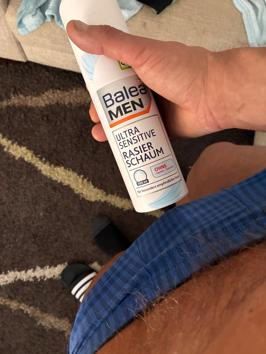 Summertime

#gaymer #shavedballs #daddy