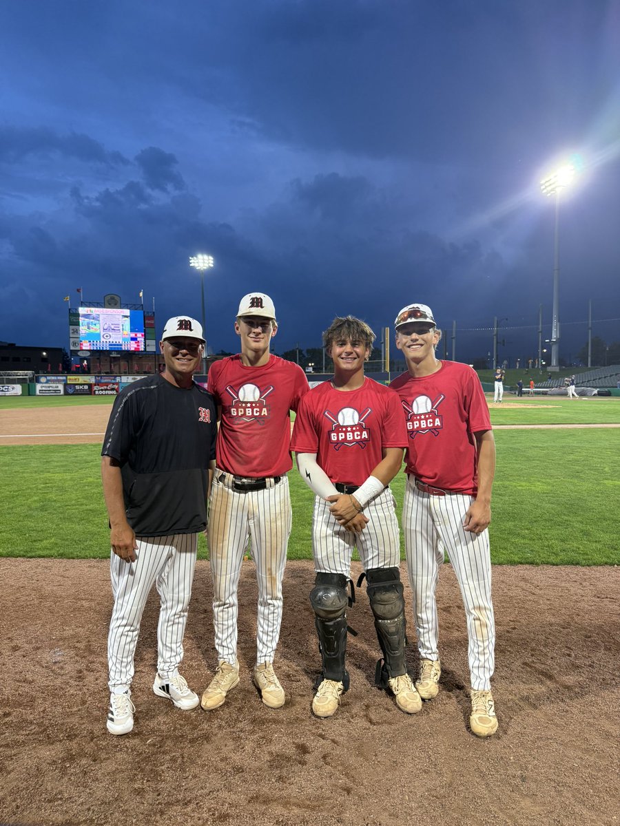 Smith, Petri and Sauder; Great job representing the Redbirds in the All-Star game at Dozer Park! Well done 👊