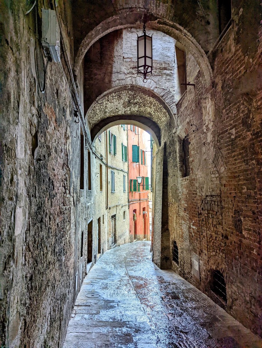Tucked in the heart of Tuscany, Siena is a medieval masterpiece that transports you to a time of rival city-states and artistic brilliance. Once a powerhouse rivaling Florence, this UNESCO-listed gem dazzles with its Gothic Siena Cathedral, adorned with intricate mosaics and a