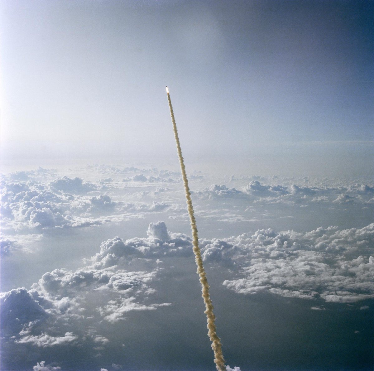 "I consider exploring as central to life as breathing." —Sally Ride

#OTD in 1983, Space Shuttle Challenger roared into the heavens for its second space expedition.

Among STS-7's five-person crew, Challenger carried the first female American astronaut, Sally K. Ride, a true