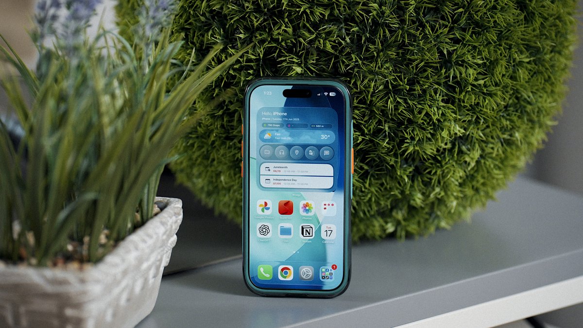 thisisetv's tweet photo. This week is iPhone week. https://t.co/we0XCJaO4c