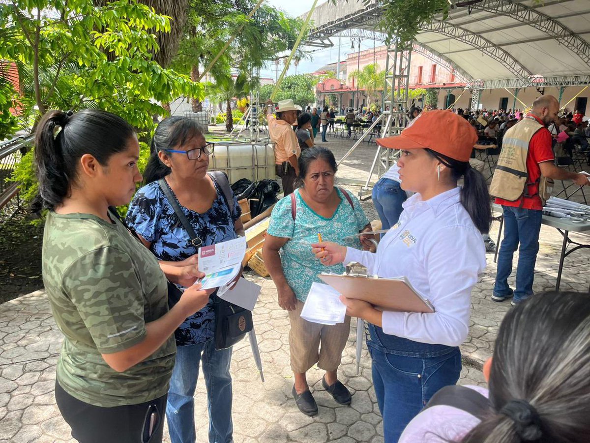 CoevalMorelos's tweet image. Verificamos la entrega de tarjetas del programa “Corazón de Mujer”, para transparentar el proceso y asegurar que el apoyo llegue de manera directa a las mujeres morelenses beneficiarias de este programa 

#LaTierraQueNosUne