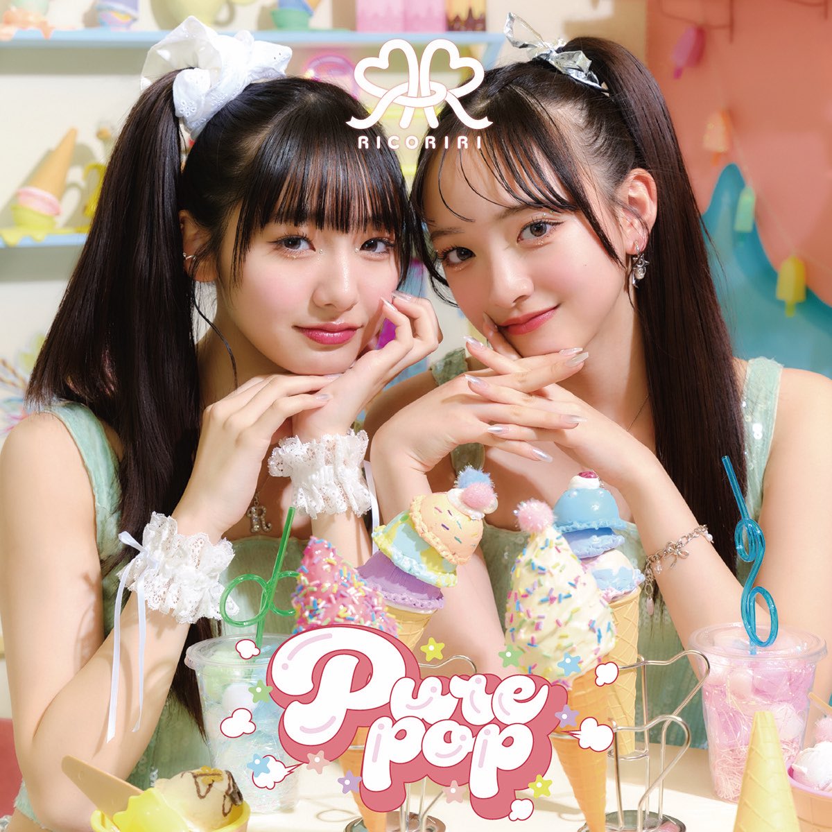 masafumi_create's tweet photo. 本日6月18日発売、ティーン雑誌「ニコラ」発のリコリリ デビューシングル「Pure pop」「Ring⭐︎Ring⭐︎Ring」の二曲、作詞作曲編曲、楽曲プロデュースで携わらせていただきました。

2人のPOPでフレッシュなエネルギー溢れる楽曲たちになっています☺️

#リコリリ
#Purepop
#ricoriri
#nicola https://t.co/JGnHYOAkqw