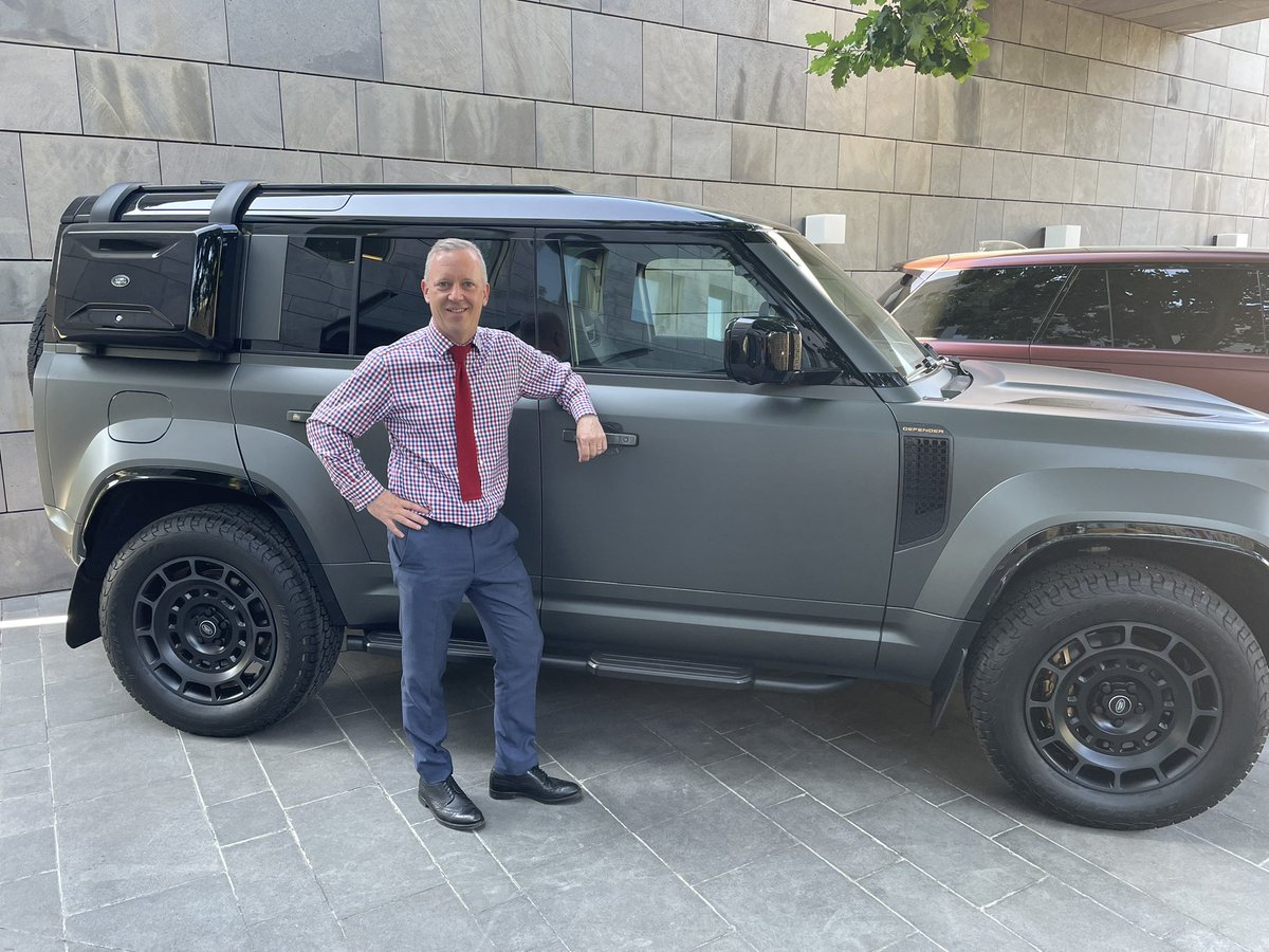 Looking forward tomorrow’s King’s Birthday Party in Tbilisi with the Midlands’ finest <a href="/JCBmachines/">JCB</a> and <a href="/LandRover/">Land Rover Discovery</a>.