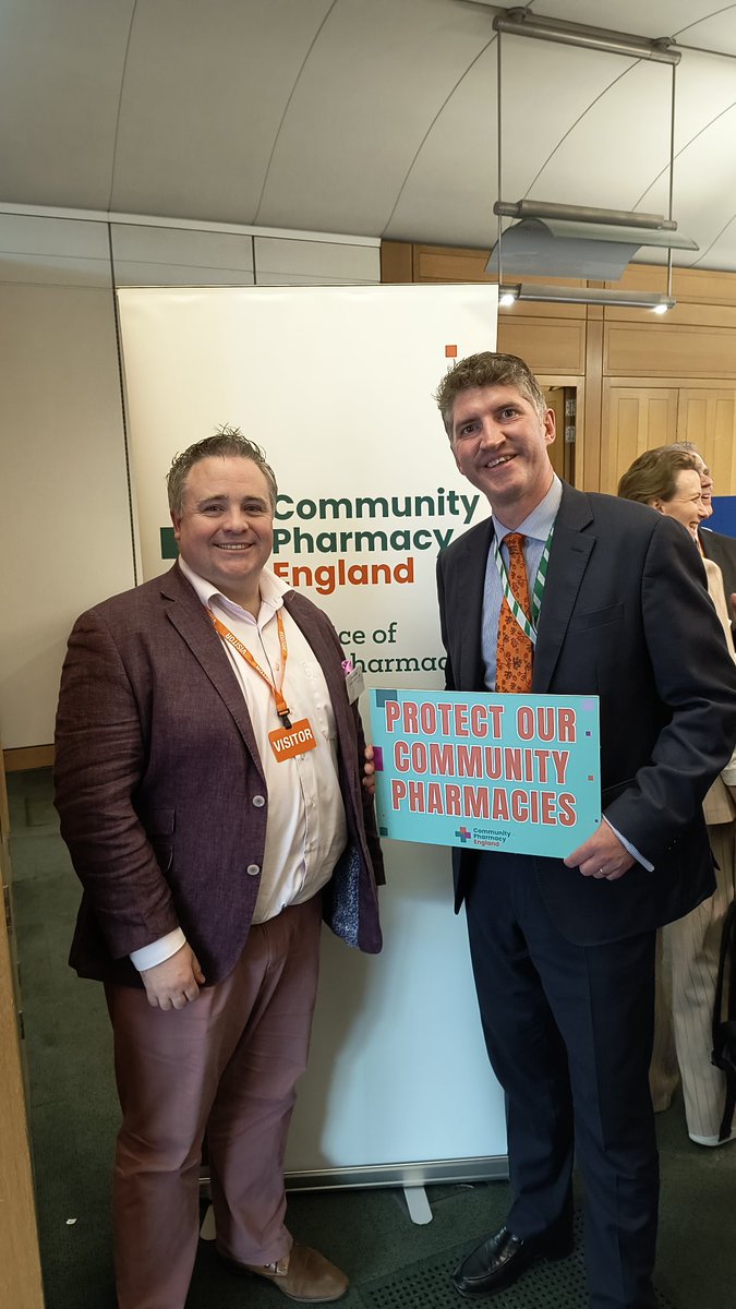 Great to be at today's <a href="/ComPharmEngland/">Community Pharmacy England</a> event in Parliament with local pharmacist <a href="/MikeHewitson1/">Mike Hewitson</a>. The @libdems will keep challenging the Government to change the broken pharmacy funding model, or we risk losing vital community pharmacies.