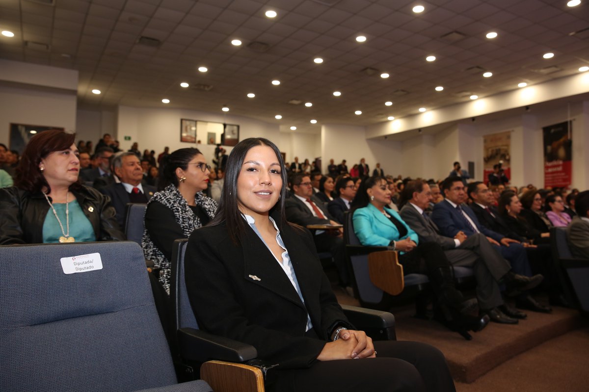 Poder Judicial del Estado de Hidalgo (@pjehidalgo) on Twitter photo La Lic. Emma Guerrero representa al #PJEH en el Congreso Internacional de Educación Judicial 2025, en el <a href="/PJEdomex/">Poder Judicial Edomex</a>, fortaleciendo nuestro compromiso con una formación sólida y una justicia cercana y eficiente.
#SomosPoderJudicial #EducaciónJudicial #ReformaJudicial La Lic. Emma Guerrero representa al #PJEH en el Congreso Internacional de Educación Judicial 2025, en el <a href="/PJEdomex/">Poder Judicial Edomex</a>, fortaleciendo nuestro compromiso con una formación sólida y una justicia cercana y eficiente.
#SomosPoderJudicial #EducaciónJudicial #ReformaJudicial