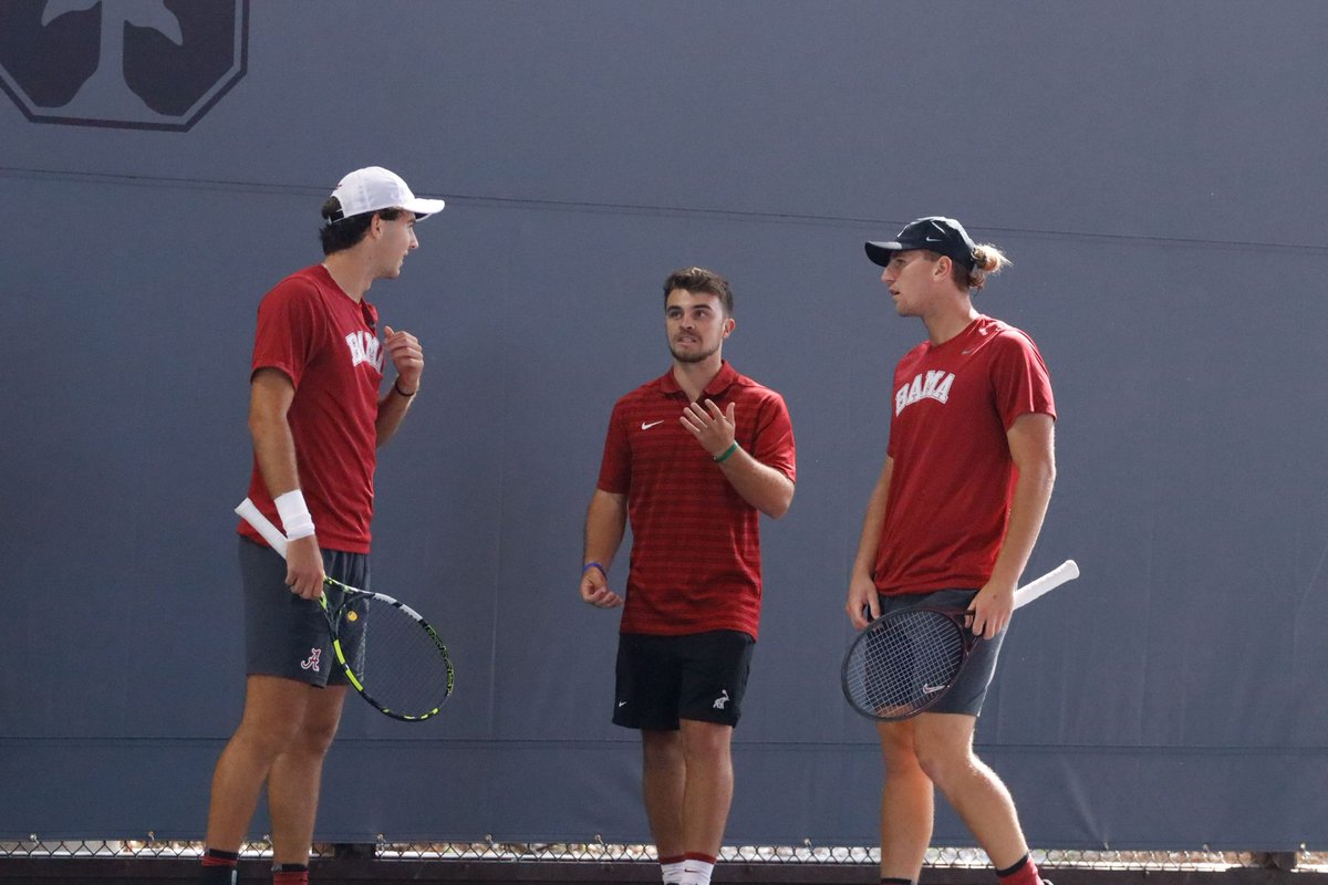 Parsa_Nemati's tweet image. After 2 seasons as the @AlabamaMTN graduate assistant coach, Sebastian Vile is the new @YaleMTennis assistant coach. The @GopherMTennis & @BadgerMTennis alum amassed playing records of 64-52 in singles/63-36 in doubles and helped Filip Planinsek win the 2024 NCAA singles title.