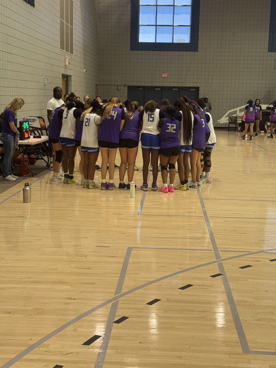 Dropped our last game 28-32 to a very solid Comanche team. Thank you <a href="/CoachJillson/">Beth Jillson</a> and <a href="/TWU_Basketball/">TWU Basketball</a> for putting on a great team camp. Girls finished 4-1 beating some good competition. #WeGotLadyDogs #TWUTeamCamp

<a href="/coach_triley12/">Coach Riley 🏀🏀🏀</a>