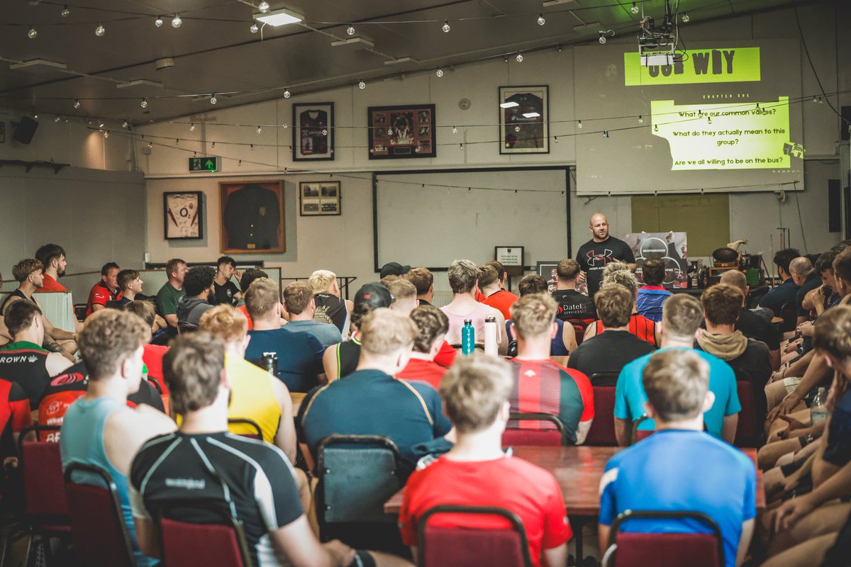 OldRedsRFC's tweet photo. 🥵 We're back 😍

We welcomed 80+ people for the first session which was fantastic.

I'm not sure the boys enjoyed it though 👀

📷 - Graham Rowden

#UTR #preseason #summertraining #rugbyisback #nationalleague #national2west #dadbods https://t.co/nNJcuuMQm8