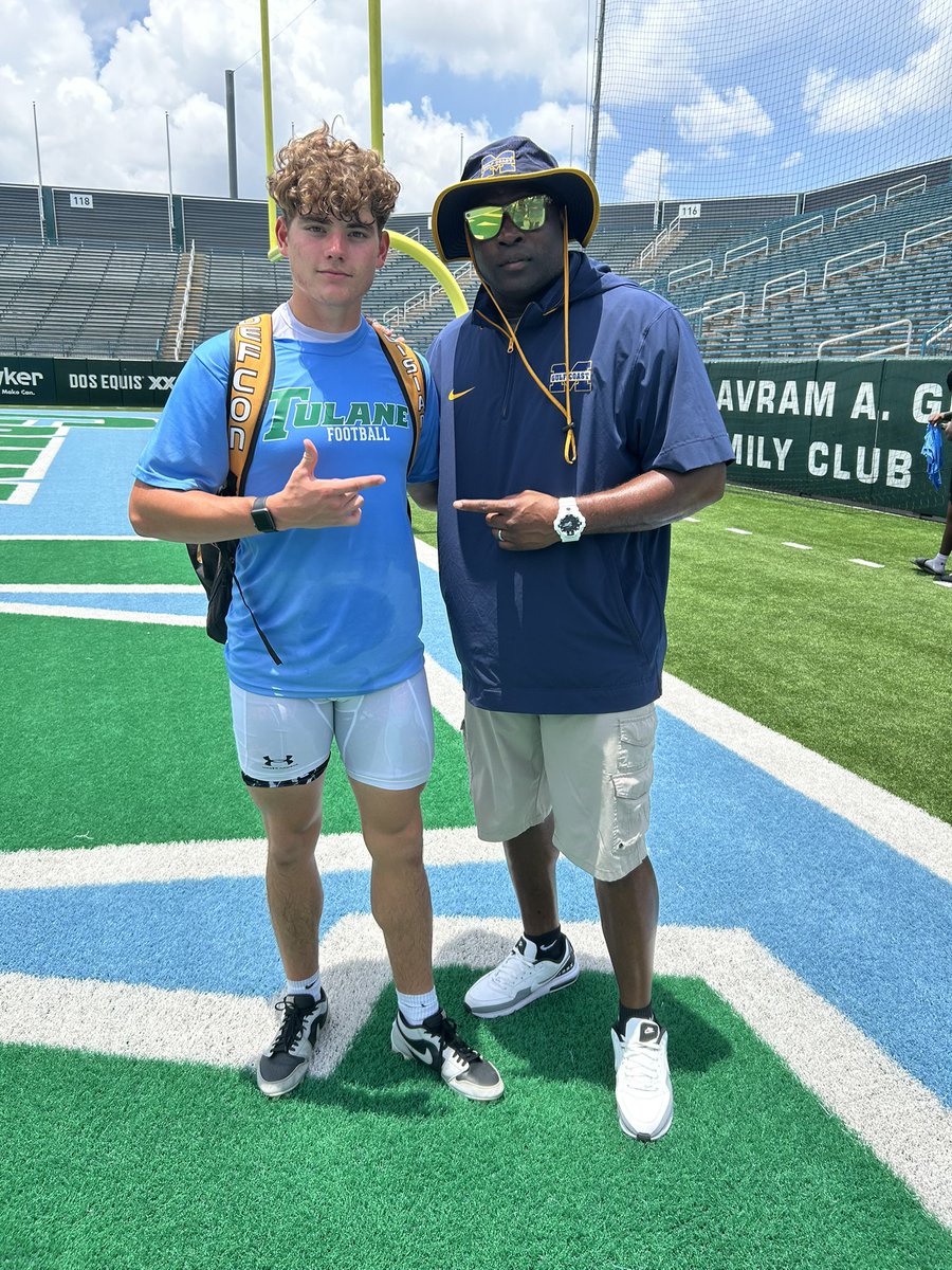 aiden_kappes's tweet photo. Another good camp today! @GreenWaveFB 

Won all but one of my reps at 1on1s. 

(Unfortunately I didn’t get any clips)
Really Grateful for the experience!
@clarencemcdoug1 @Coach_Hall7 @RecruitLouisian @Youngbullz22 @One11Recruiting @NorthshorePant1 @prepsrecruit https://t.co/kFcGAzEpRp