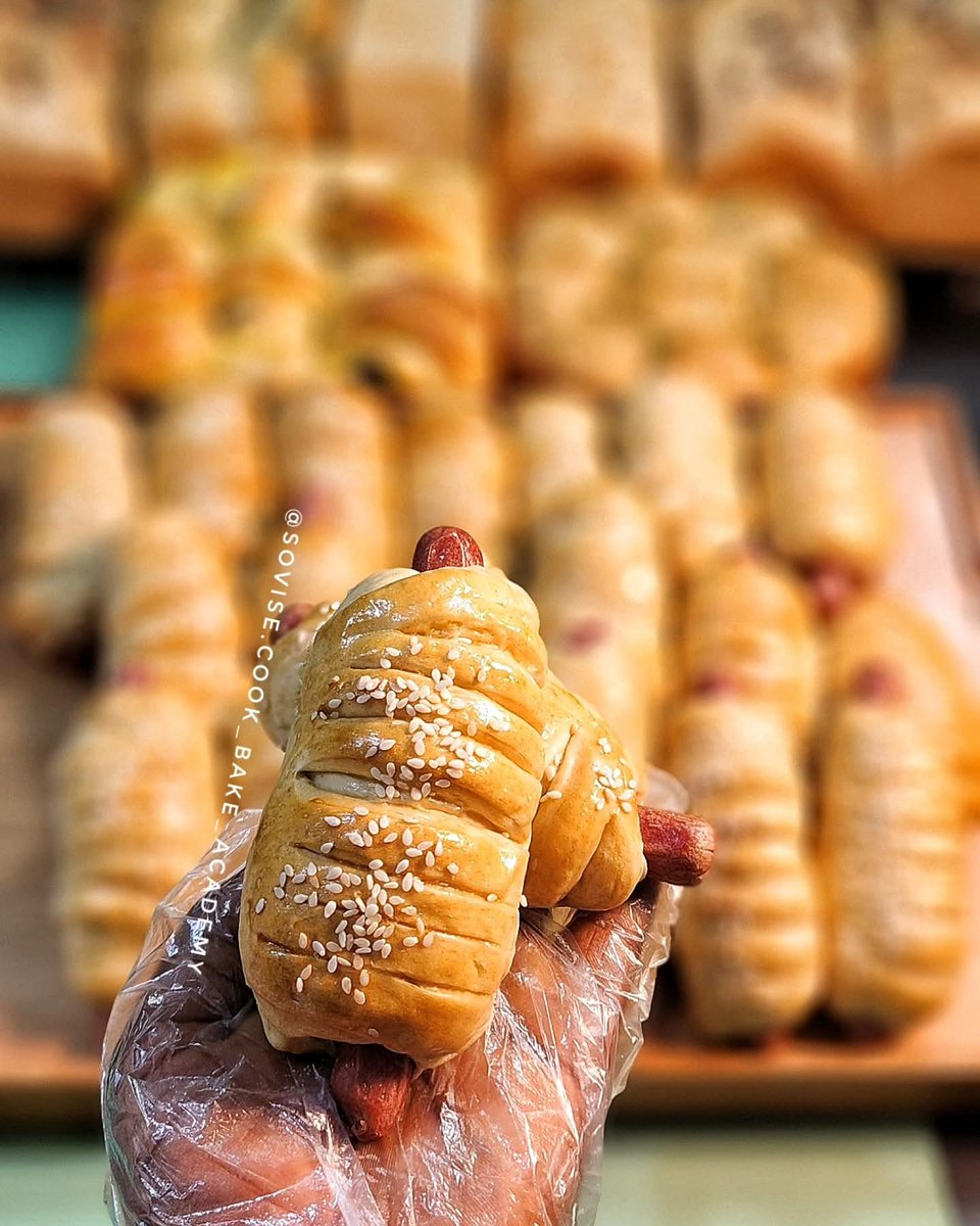 BakeSovise's tweet image. Learning how to make Nigeria pastries from us is the best. We teach you the perfect recipes.

Registration for pastry class is still ongoing. 

23rd June 2025

101 Ada George Road Portharcourt 

Whatsapp 08034738924 for registration details. 

See you in class

#baddo #kiddwaya