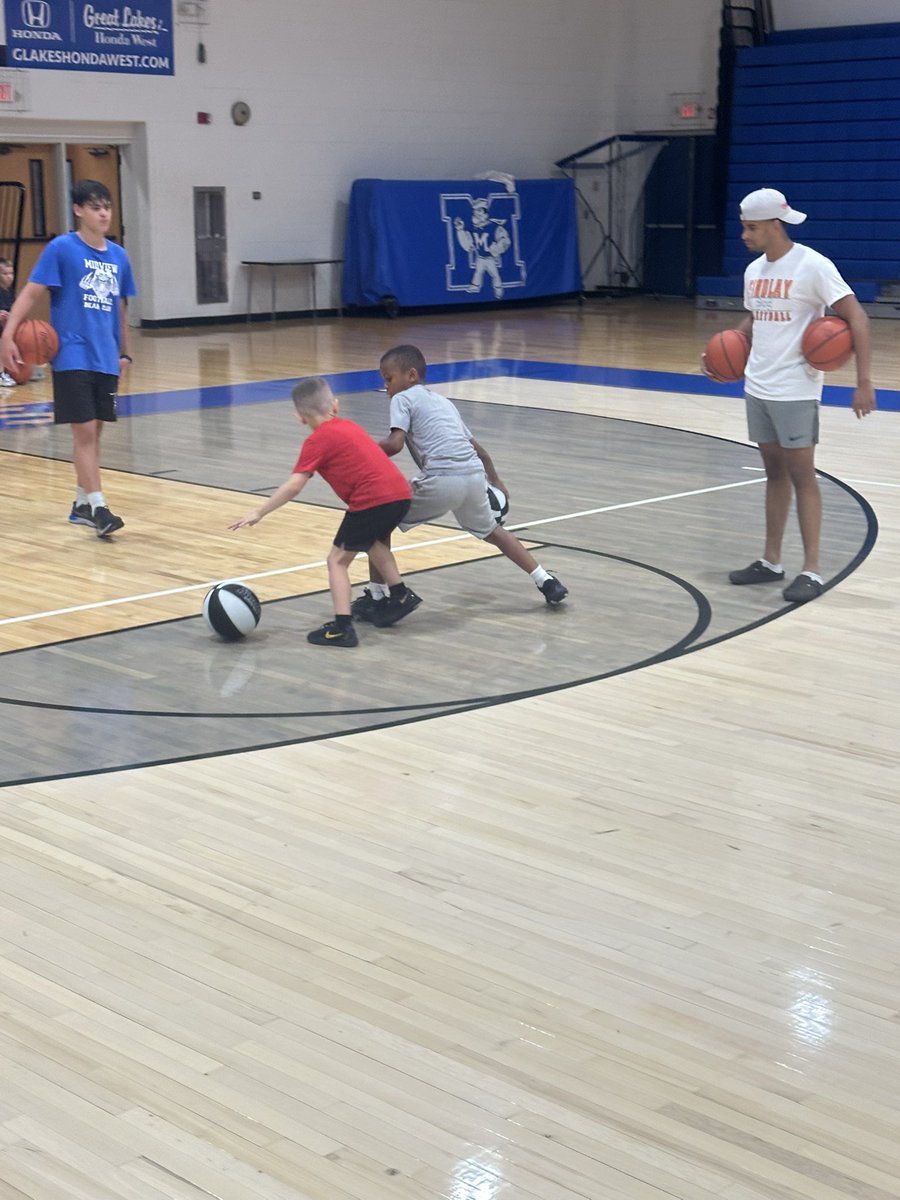 middieboyshoops's tweet image. Great week of camp for our youth basketball players. Hope to see everyone again this season!