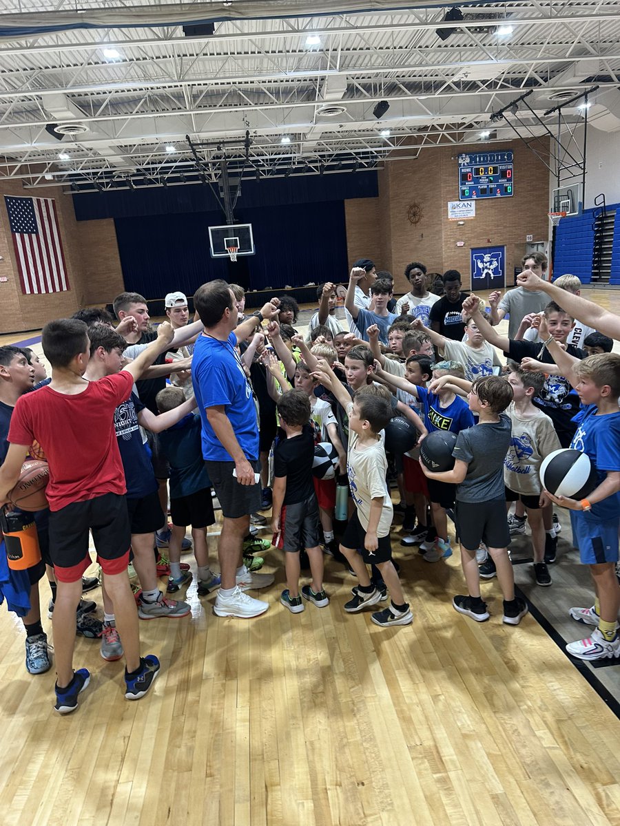middieboyshoops's tweet image. Great week of camp for our youth basketball players. Hope to see everyone again this season!
