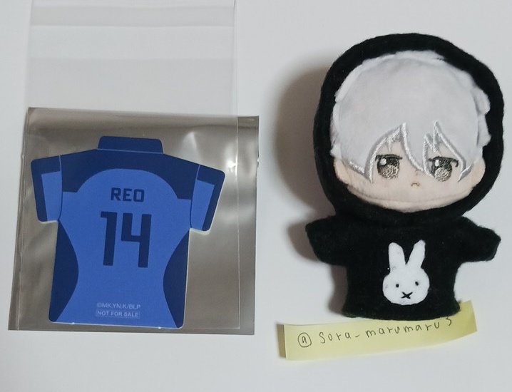 ブルーロック展 ブルロ展 エゴ展
特典 ユニフォーム型ステッカー
入場特典 ブルーロック

【譲】御影玲王
【求】凪誠士郎

郵送にて交換希望です。
玲王は推しですが、被ったので交換して下さる方がいましたら、お声がけください。

難しいとは思いますが、よろしくお願いいたします。