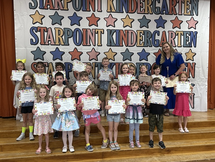 FricanoPrimary's tweet photo. Thank you for celebrating our kindergartners with us this morning! 🎉If you didn't get a chance to tune in, the following link shows a recording: https://t.co/Rh4IsjA8tZ https://t.co/A38cCbgwDx