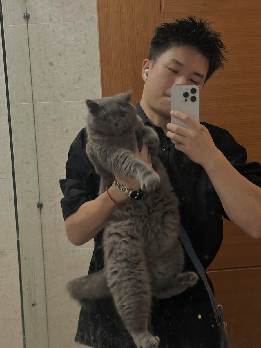 李小东 tweet media