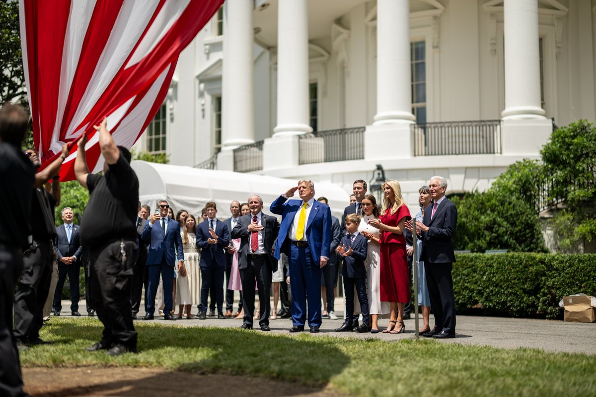 The White House tweet media